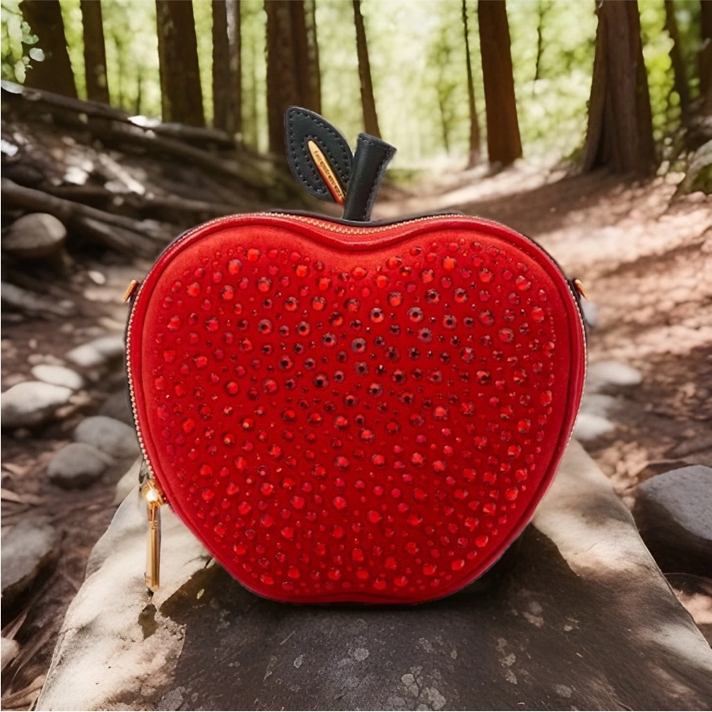 Kate Spade Big Apple Embellished 3d Leather Chain Crossbody ~NWT~ Novelty